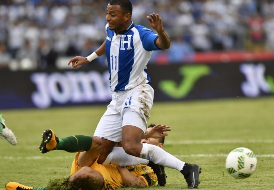 Honduras no pudo en casa con Australia y Rusia 2018 se aleja para los catrachos. (Foto: AFP)