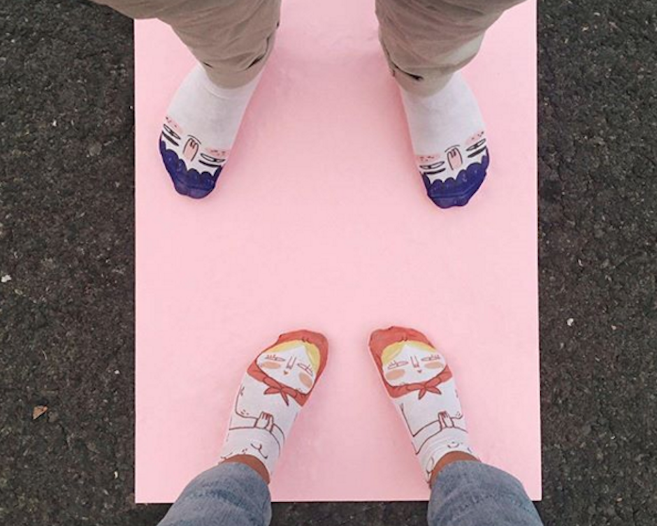 La empresa guatemalteca By Me te invita a estampar calcetas, playeras y otros accesorios con tus propios dise&ntilde;os. (Foto: By Me)