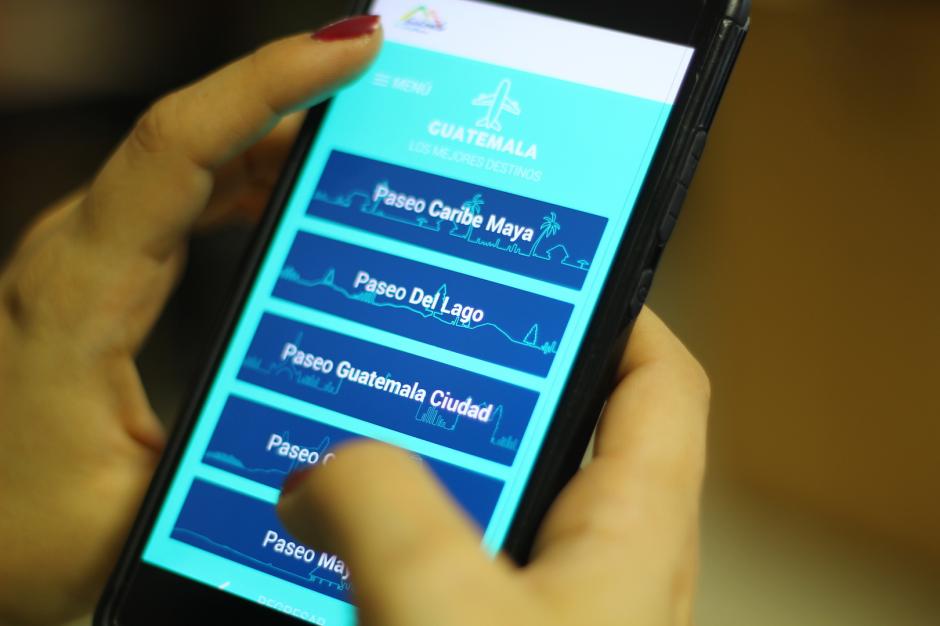Las autoridades del Inguat esperan que la app se convierta en la mejor guía para los turistas. (Foto: Fredy Hernández/Soy502)