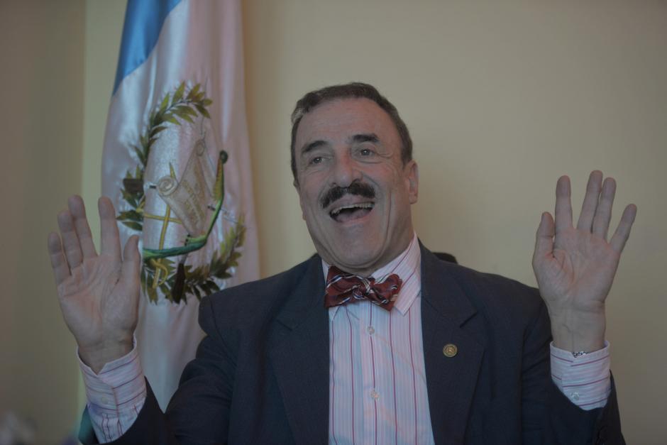 Linares Beltranena impulsa polémica propuesta que lo podría beneficiar