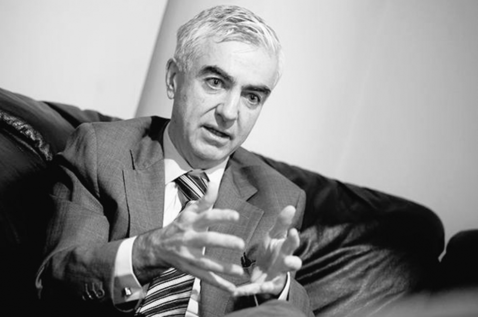 Adolfo Lagos Espinosa encabezaba la compa&ntilde;&iacute;a de telefon&iacute;a Izzi Telecom que es parte del Grupo Televisa. (Foto: Twitter/Carmen Aristegui)