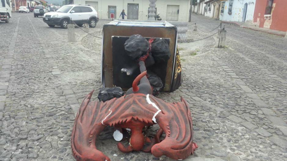 El "diablo" de la Antigua Guatemala ser&aacute; reparado y quemado el pr&oacute;ximo 7 de diciembre. (Foto: Facebook/El Ciudadano/Sacatep&eacute;quez)