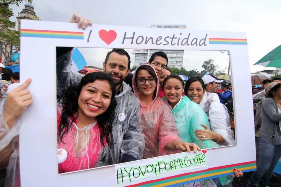 Desde 2015, los guatemaltecos se han movilizado a favor de la honestidad. (Foto: Luis Barrios/Soy502)