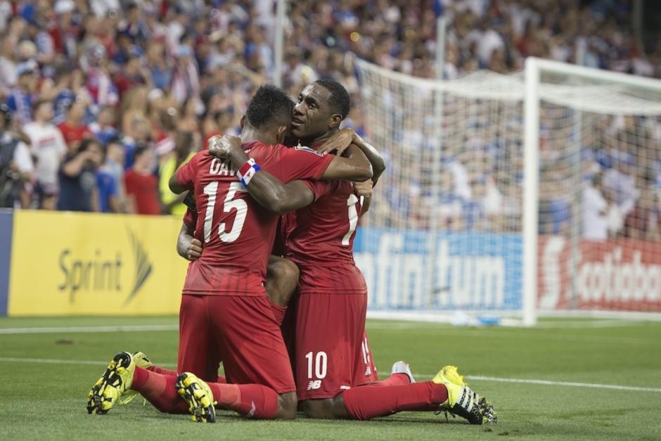 Panamá clasifica a su primer mundial. (Foto: AFP)
