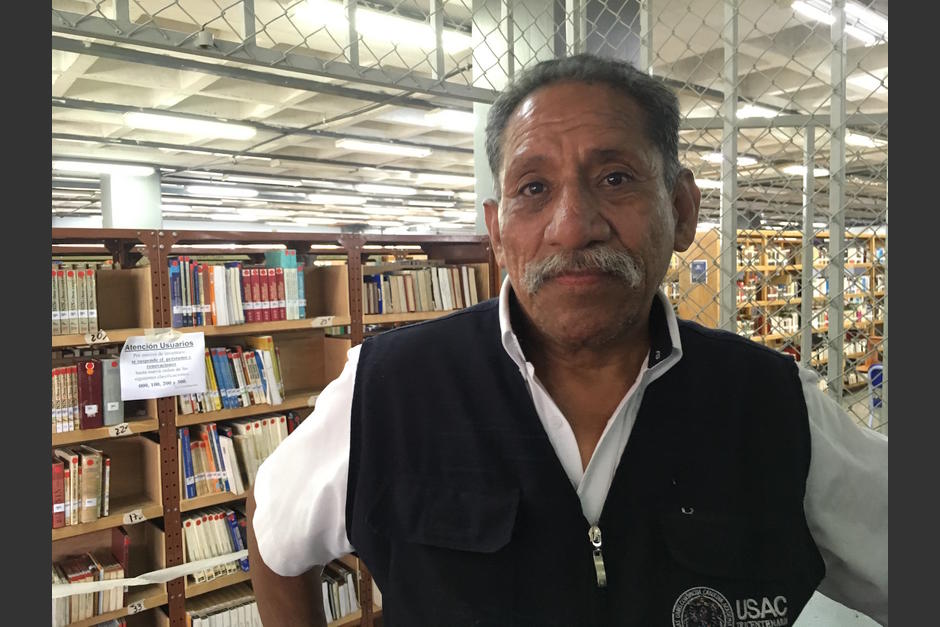 Dolores Ortiz sembr&oacute; las ceibas que est&aacute;n en la Plaza de los M&aacute;rtires. (Foto: Fredy Hern&aacute;ndez/Soy502)