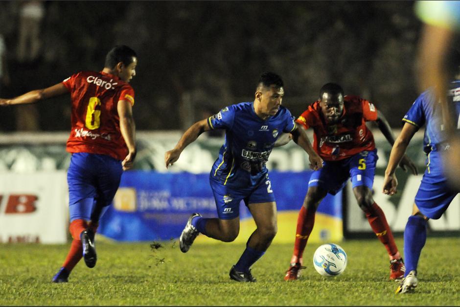 Cob&aacute;n Imperial venci&oacute; a Municipal con doblete de Robin Betancourth. (Foto: Nuestro Diario)