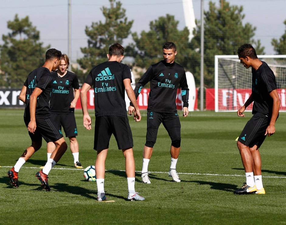 El portugu&eacute;s volvi&oacute; con mucha energ&iacute;a al entrenamiento del Real Madrid. (Foto: Real Madrid)