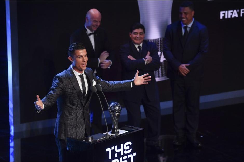 Cristiano Ronaldo gana el premio The Best 2017 que otorga la FIFA. (Foto: AFP)