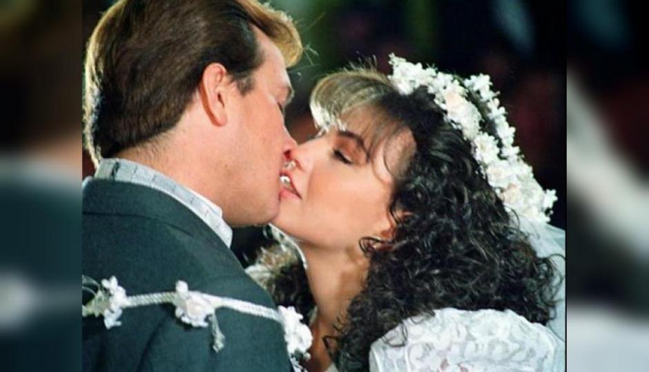 Arturo Peniche se quej&oacute; del mal aliento de su compa&ntilde;era de novela, Thal&iacute;a. (Foto: Televisa)