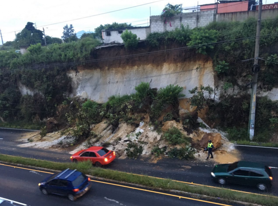 El derrumbe afectar&aacute; la movilidad desde Mixco hacia Guatemala. (Foto: MuniMixco)&nbsp;