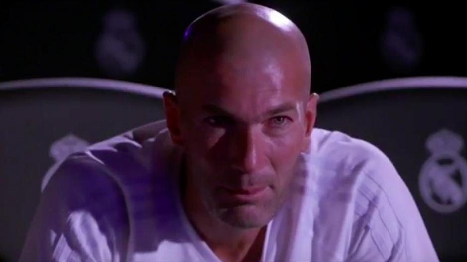 Zinedine Zidane llora al ver un video de su padre en medio de una entrevista. (Foto: Captura de video)