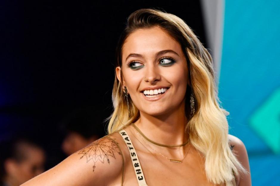 La hija mayor del rey del pop ya tiene varios tatuajes en su cuerpo. (Foto: AFP)