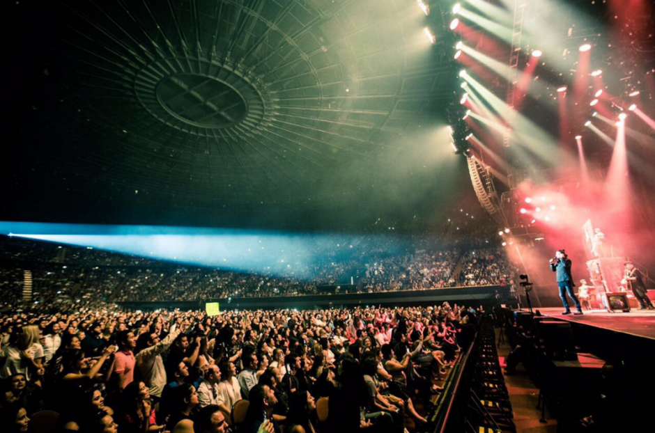 El cantautor guatemalteco atendi&oacute; una videollamada. (Foto: Twitter)&nbsp;
