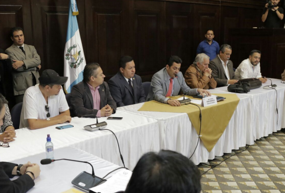 Los jefes de bloque anunciaron que detendrán los acuerdos aprobados ayer. (Foto: Alejandro Balán/Soy502)&nbsp;