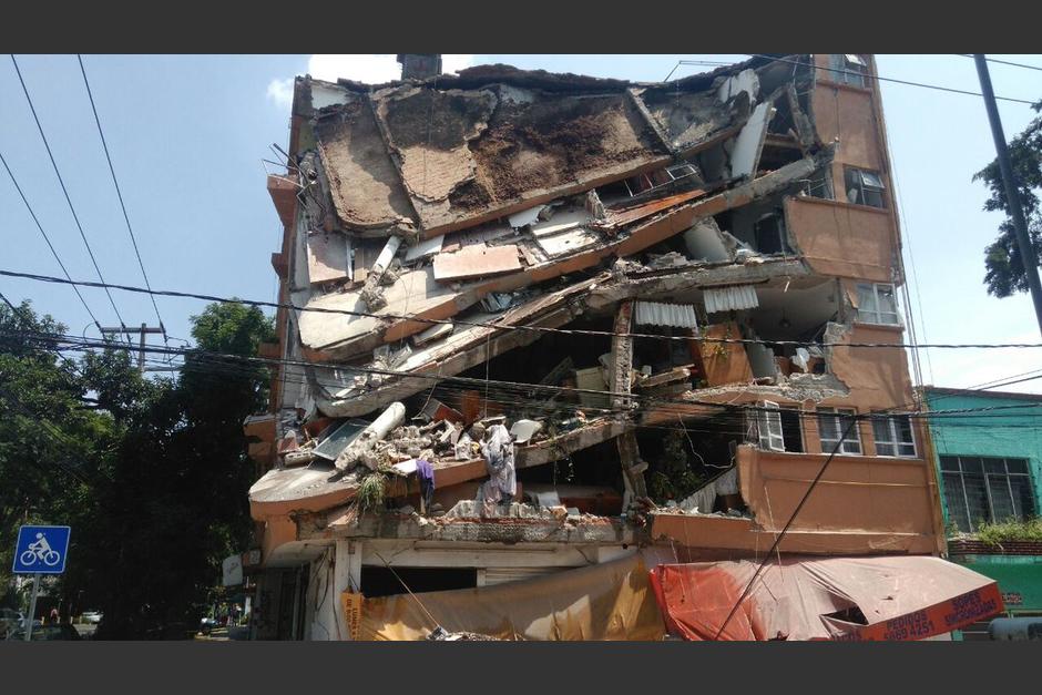 Un terremoto de 7.1 grados sacudi&oacute; el territorio mexicano este martes, hasta el momento se reportan da&ntilde;os en estructuras y carreteras. (Foto: @teleSURtv)