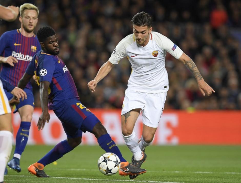 La falta fue en el l&iacute;mite del &aacute;rea del Barcelona. (Foto: AFP)&nbsp;