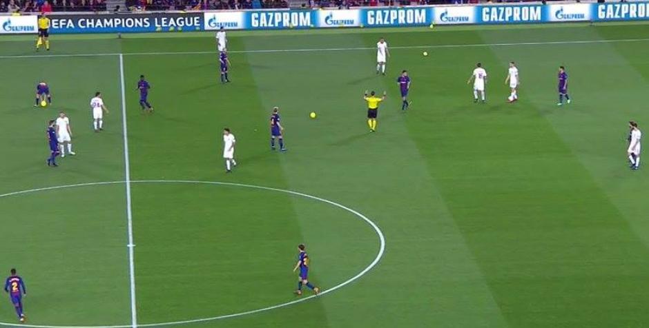 Antes del partido se mostraron pancartas amarillas con llamado al independentismo de Catalu&ntilde;a. (Foto: captura de pantalla)