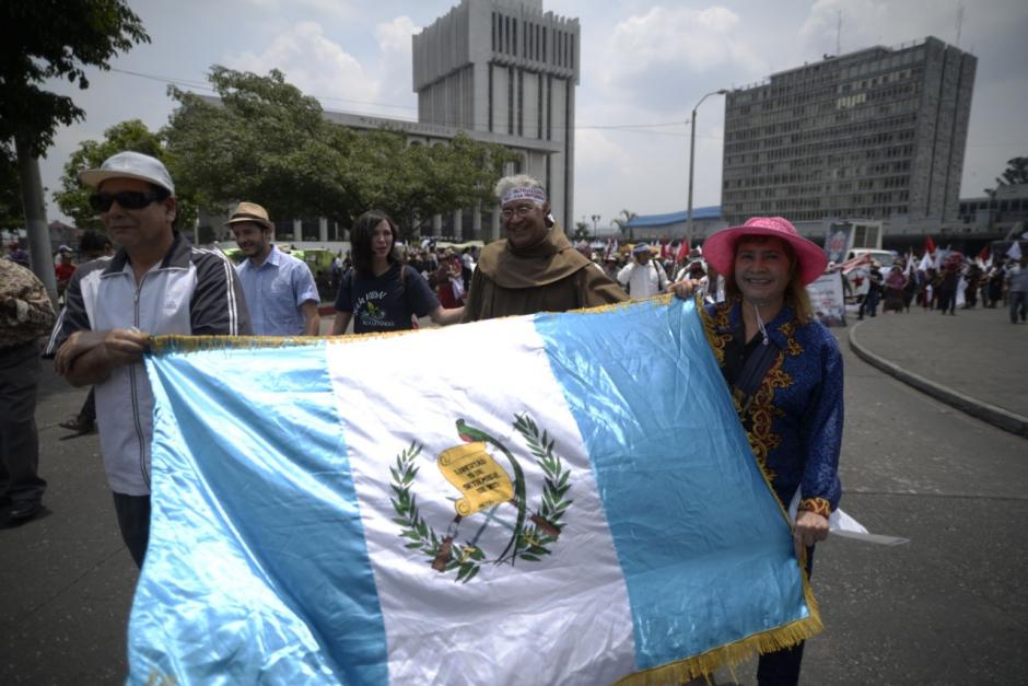 Decenas de guatemaltecos manifestaron este jueves. (Foto: Wilder L&oacute;pez/Soy502)