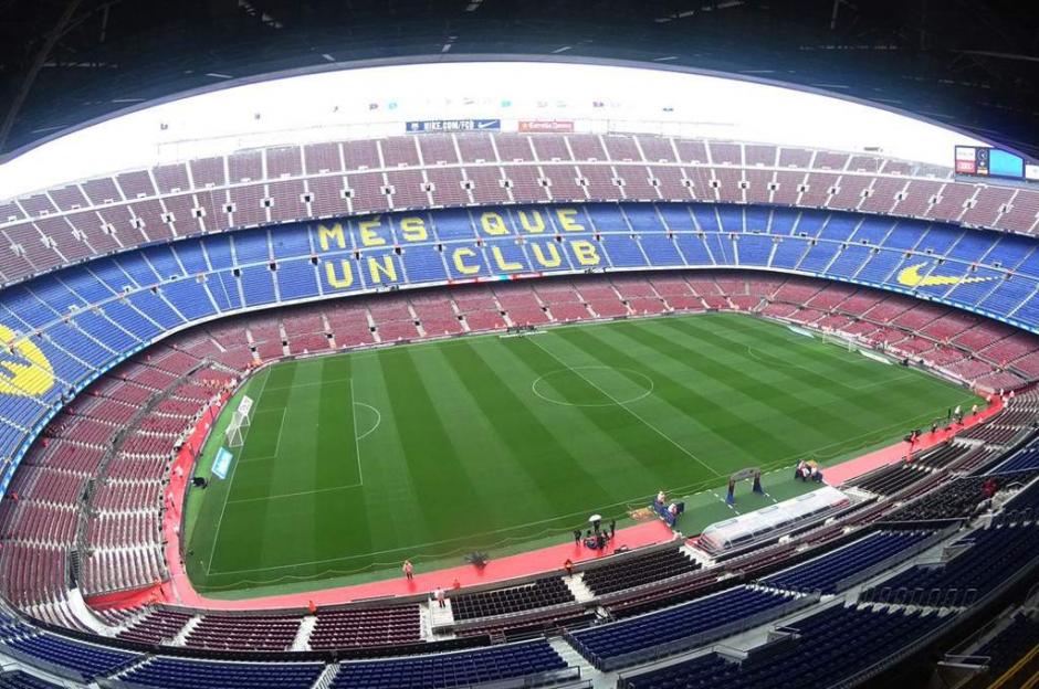 El grupo de aficionados guatemaltecos del Barcelona se siente orgulloso por contar con este monumento. (Foto: AFP)