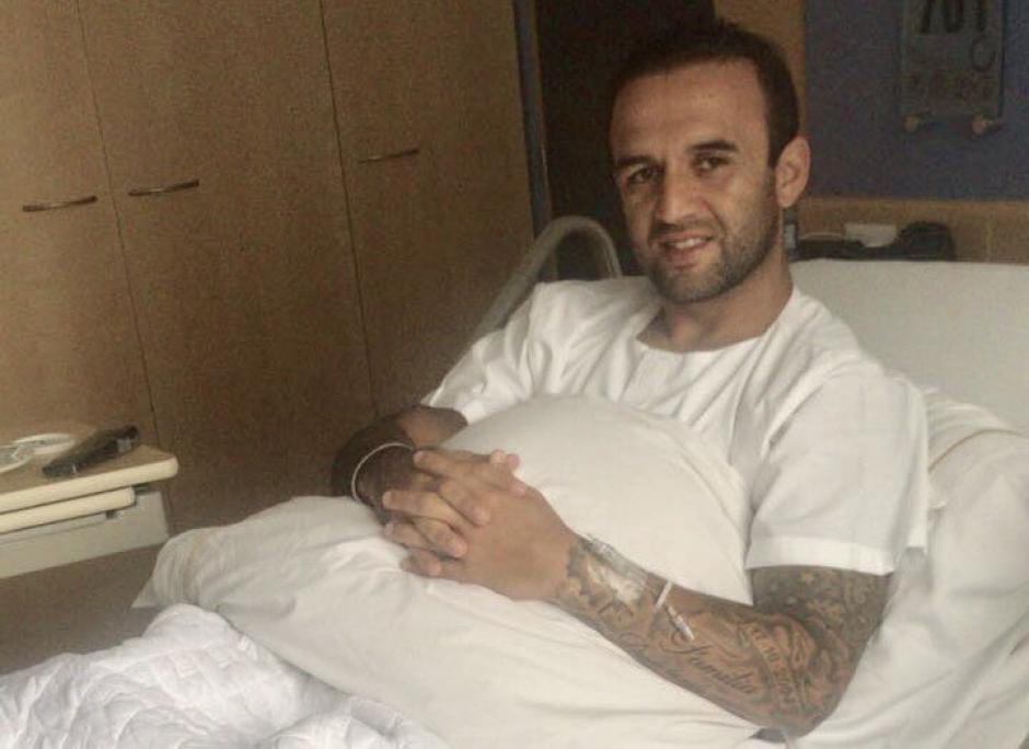 José "El Moyo" Contreras salió este domingo de el hospital, tras dos noche en observación por el golpe sufrió en la cabeza. (Foto:&nbsp;Eduardo Bocaletti&rlm;)