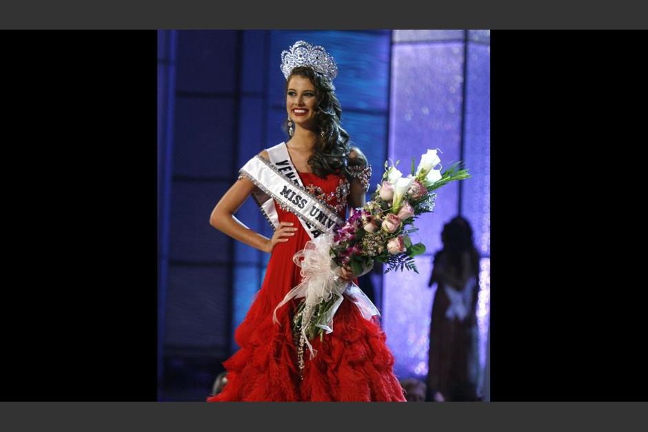 La Miss Universo 2009 apoya la marca guatemalteca de bolsos Maria's Bag. (Foto: El Comercio Per&uacute;)