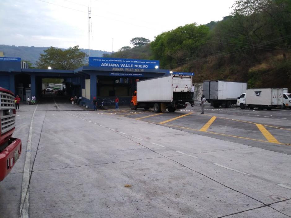 Capturan a supuestos integrantes de una estructura de defraudaci&oacute;n aduanera y contrabando. (Foto: Ministerio P&uacute;blico)&nbsp;