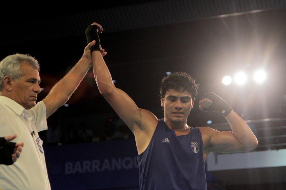 Lester Martínez ganó medalla oro para Guatemala al vencer al campeón olímpico y del mundo, el cubano Arlen López. (Foto: COG)