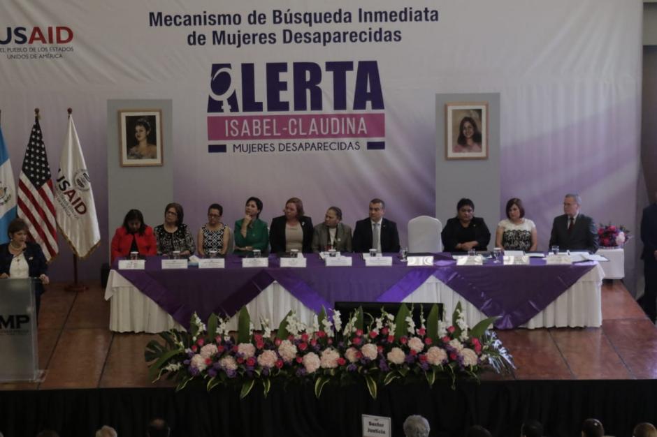 Ya funciona la alerta Isabel-Claudina para buscar a mujeres desaparecidas. El lanzamiento se realiz&oacute; en el MP. (Foto: Alejandro Bal&aacute;n/Soy502)&nbsp;