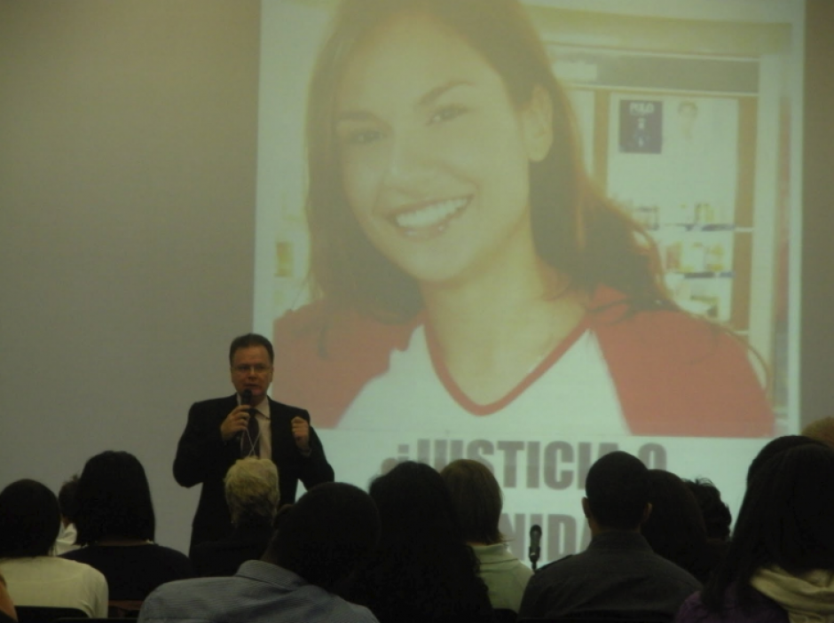 Claudina Isabel Velásquez desapareció en agosto de 2005. Su padre, Jorge Velásquez, inició una incansable lucha para visibilizar la violencia contra las mujeres. (Foto: City Limits)