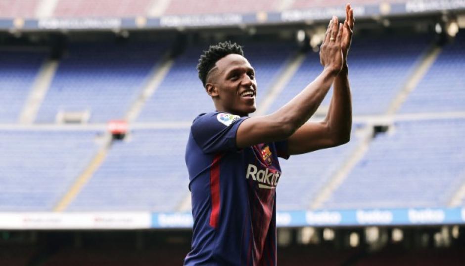 El defensa colombiano Yerry Mina deja el Barcelona para jugar en el Everton. (Foto: AFP)