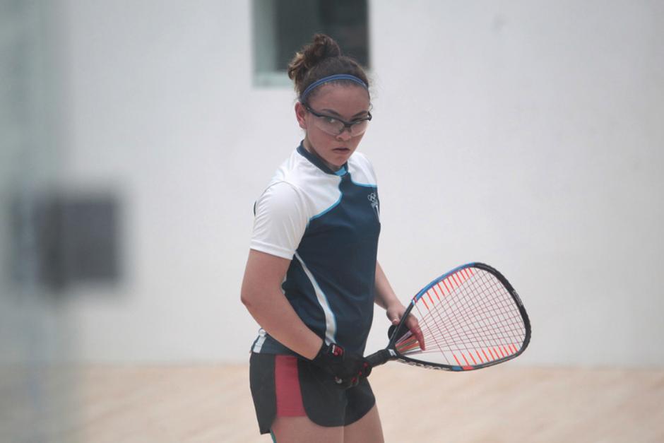 La guatemalteca Ana Gabriela Martínez le arrebató el cetro a la mexicana Paola Longoria y se consagró como campeona del mundo. (Foto: COG)