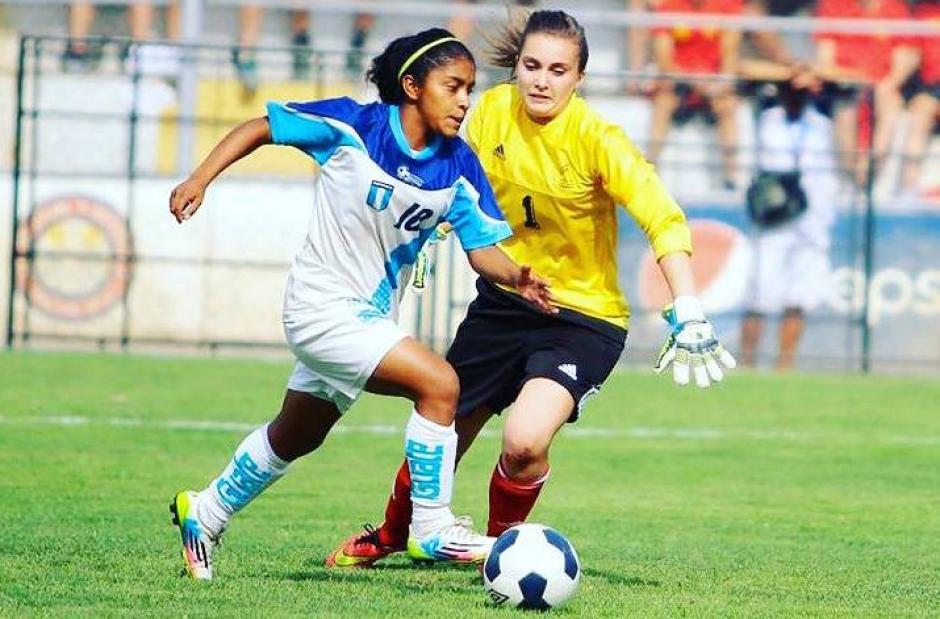 Madelyn Ventura representó a Guatemala en el Mundial Escolar 2015. (Foto: Facebook)