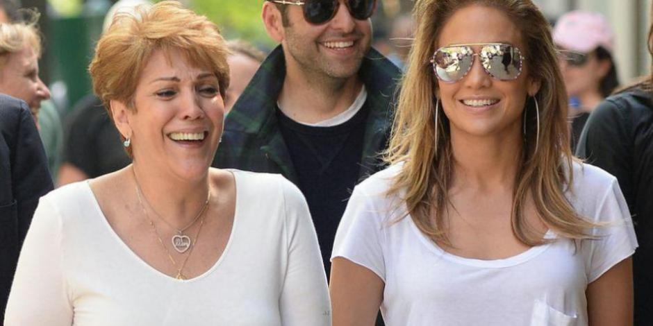 La mam&aacute; de Jennifer Lopez tiene 70 a&ntilde;os. (Foto: Archivo)