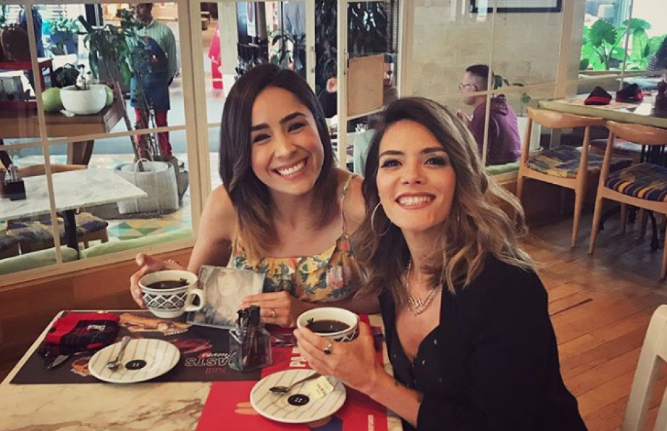 Pamela y Kany compartieron una buena conversaci&oacute;n con una taza de caf&eacute;. (Foto: Instagram)