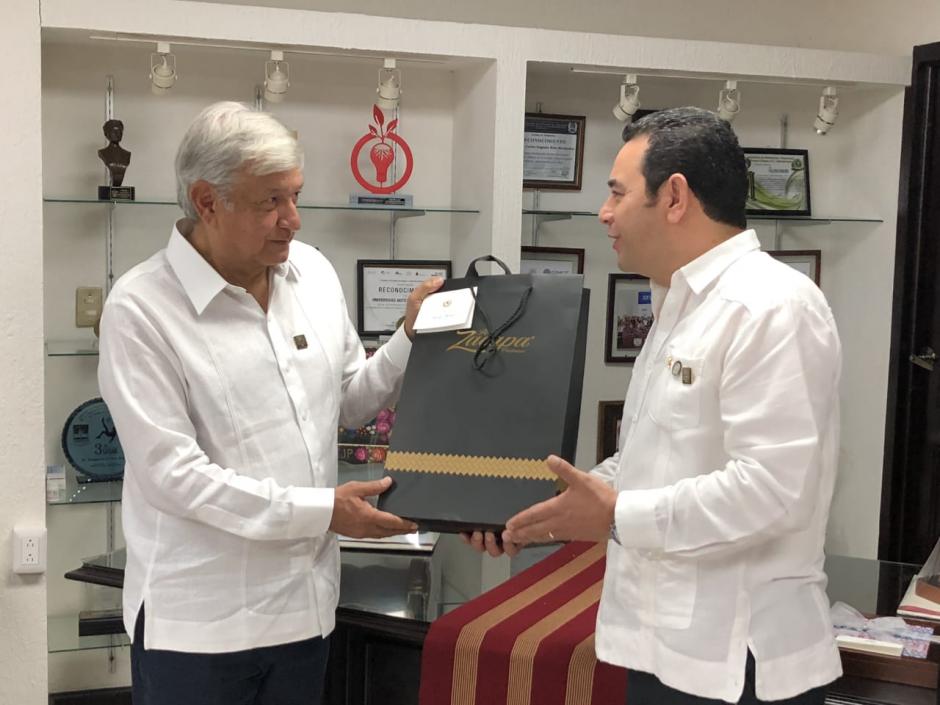 AMLO compartió en su web oficial el obsequio del Presidente. (Foto: AMLO)