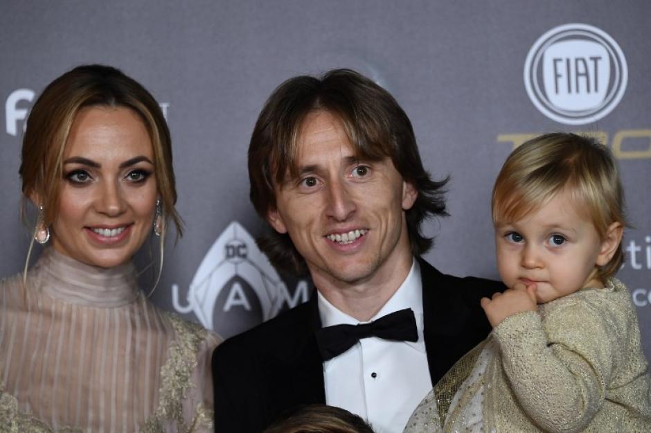 La lista filtrada da como ganador del trofeo al croata Luka Modric. (Foto: AFP)