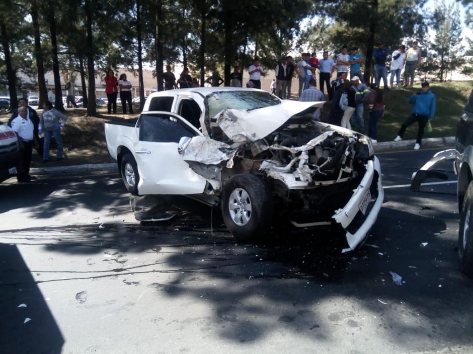 El incidente provoca tr&aacute;fico en el bulevar principal de San Crist&oacute;bal. (Foto: Pablo Morales/PMT)&nbsp;
