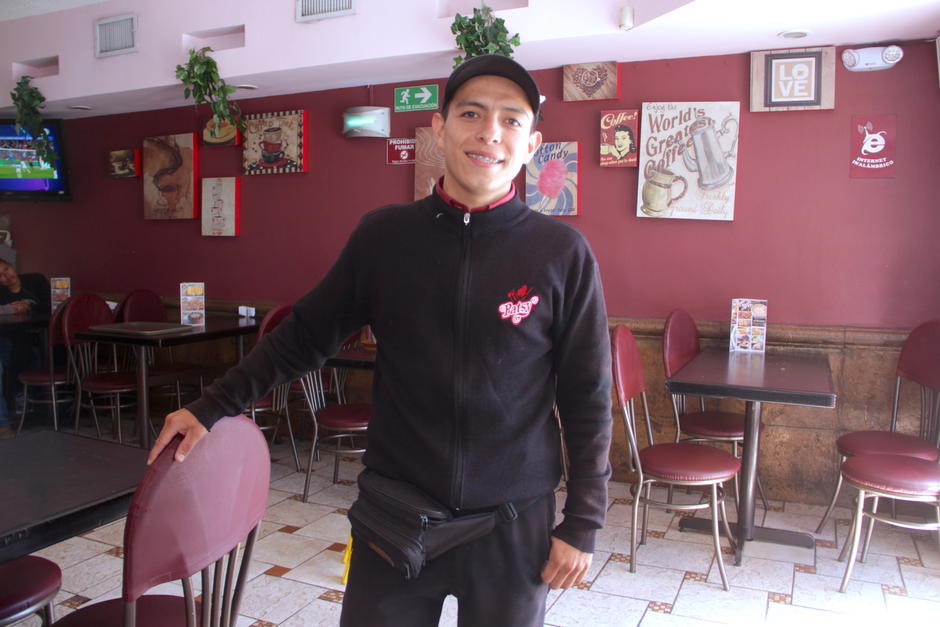 Osmar Mej&iacute;a se ha sentido muy especial al saber que su gesto se propag&oacute; en redes sociales. (Foto: Fredy Hern&aacute;ndez/Soy502)