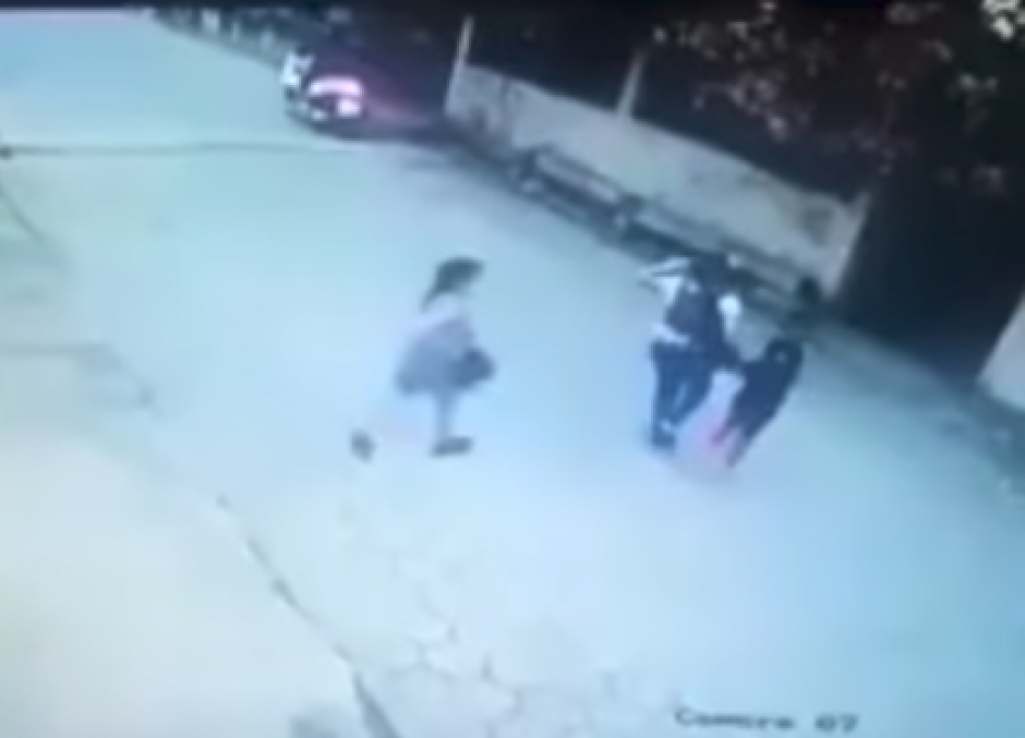 La tres menores fueron atropelladas, la menor de 4 años falleció. (Foto: Captura de pantalla)