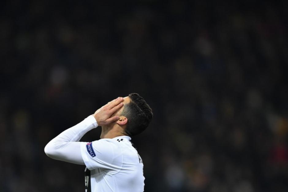 La Juventus perdió el último partido de la fase de grupos y Cristiano Ronaldo arruinó el pudo ser el empate. (Foto: AFP)