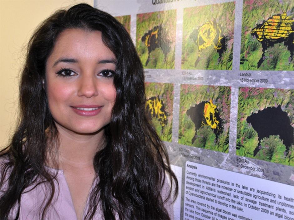 La científica guatemalteca África Flores ganó el apoyo de Microsoft y The national Geographic Society para evitar las algas nocivas en el Lago Atitlán. (Foto: Earth Systems Cience News)&nbsp;