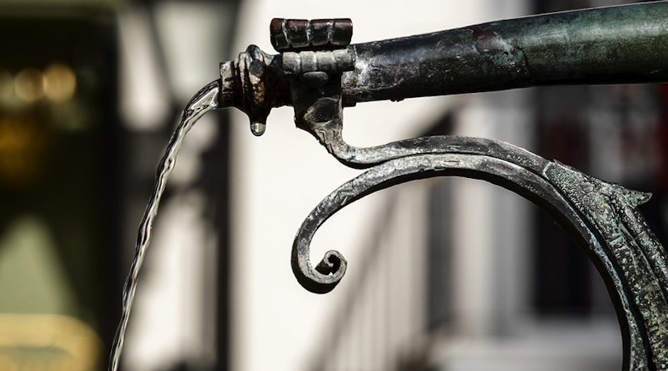 &iquest;Crees que este chorro de agua est&aacute; congelado? (Foto: Pixabay)&nbsp;