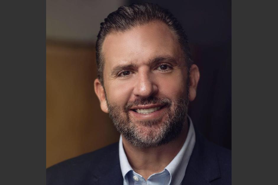 Roberto Arz&uacute; tambi&eacute;n recibi&oacute; la invitaci&oacute;n del partido Podemos para ser su candidato a presidente. (Foto: Roberto Arz&uacute;/Facebook)