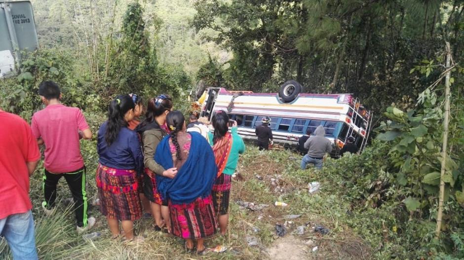 Varias personas resultaron heridas tras el incidente. (Foto: Canal 4 Chichi)