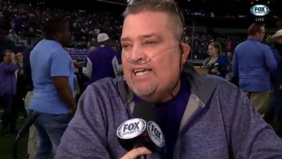 W.T. Johnston dio &uacute;ltima lecci&oacute;n a sus jugadores tras ganar el t&iacute;tulo en el futbol americano colegial. (Foto: Captura de video)