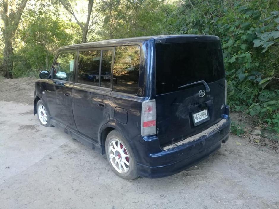En este vehículo se conducían los jóvenes antes de desaparecer. (Foto: captura pantalla)&nbsp;