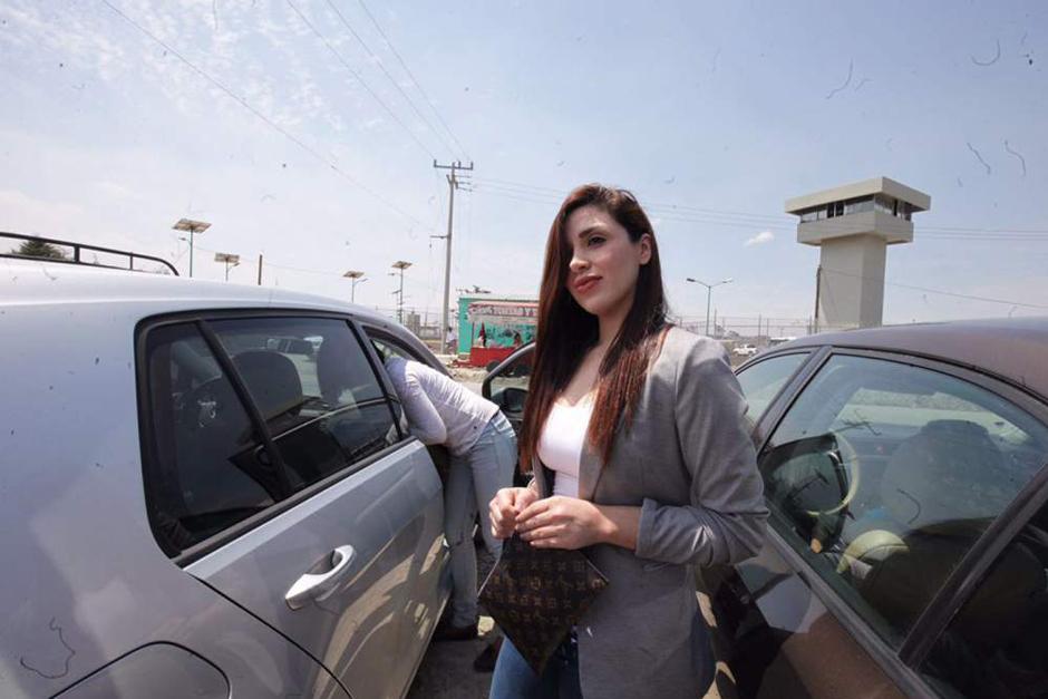 Emma Coronel se presenta a las audiencias del juicio en contra de su esposo Joaquin El Chapo Guzmán. (Foto: AFP)&nbsp;