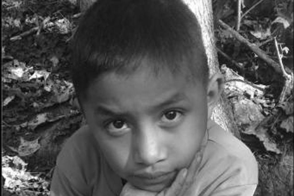 Felipe Gómez Alonzo fue fotografiado el 12 de diciembre, casi dos semanas después, falleció bajo custodia de la guardia fronteriza de EE.UU. (Foto: AP)