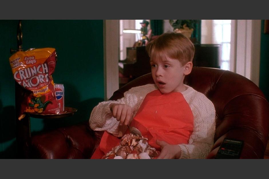 La pel&iacute;cula que El personaje de Macaulay mira en "Mi pobre angelito" no existe. (Foto: oficial)&nbsp;