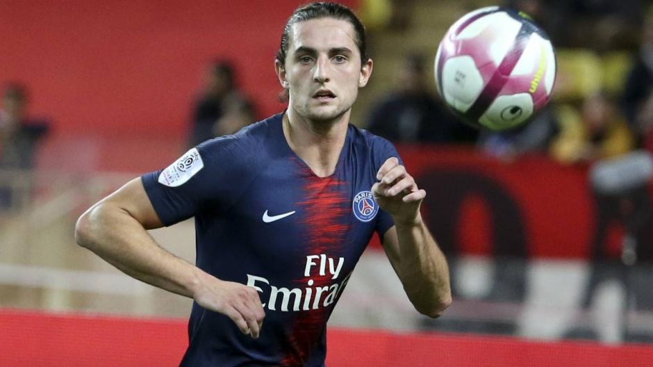 En un comunicado el club azulgrana confirmó su interés por el jugador del PSG. (Foto: Gol.com)&nbsp;